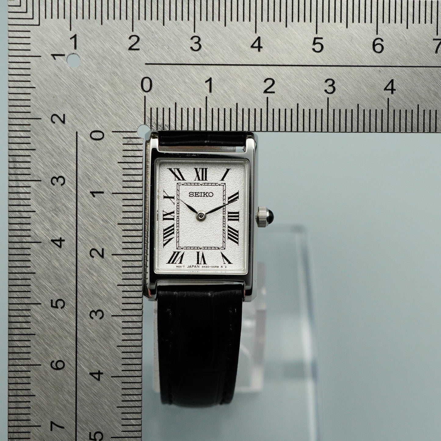 *MINT* Box & Paper SEIKO 4N30-00H0 Quartz Silver Dial Square 19mm Women Watch