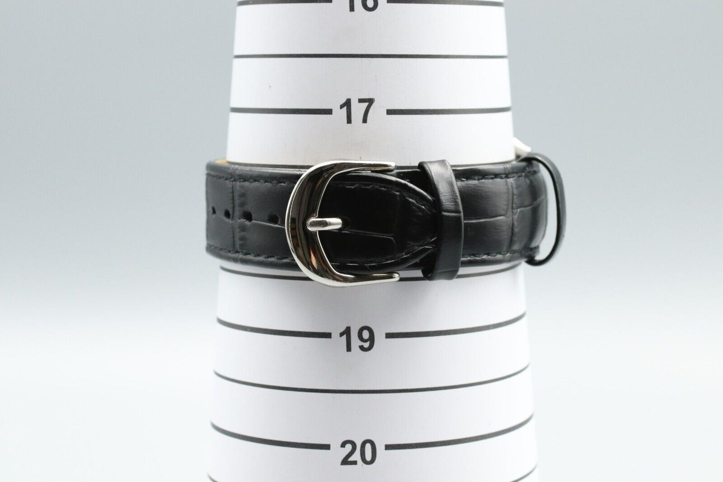 *NEAR MINT* Vintage SEIKO Dolce 9521-5050 Quartz White Dial Tank Mens Watch JP