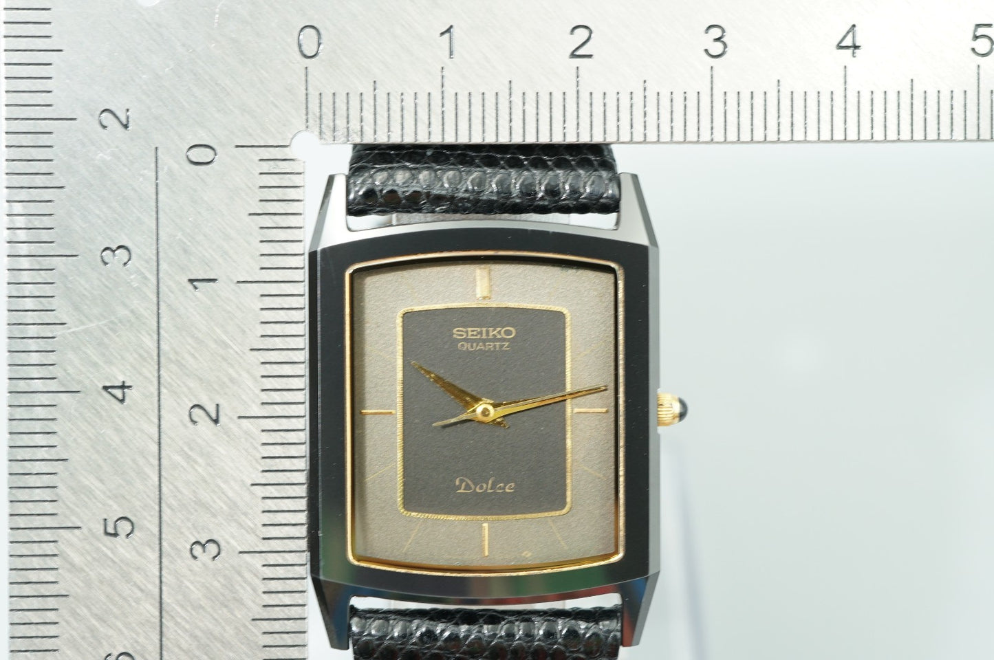 *MINT* Vintage 1977 SEIKO Dolce 9521-5200 Qz Black Rectangle 26mm Women Watch