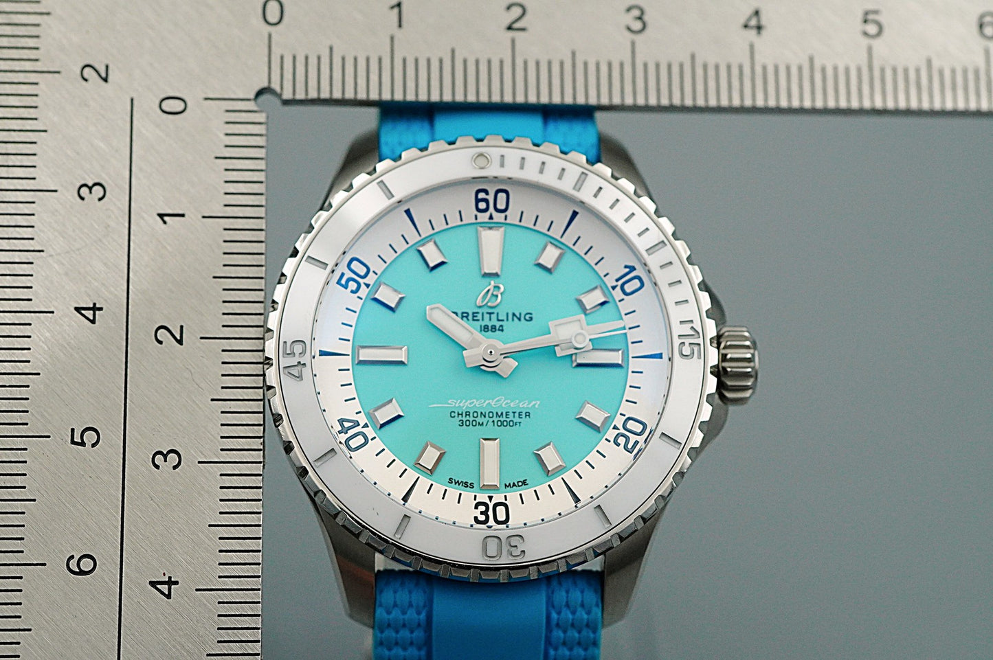 *MINT* BREITLING superocean A17377 Automatic Blue Dial Round 36mm Mens Watch