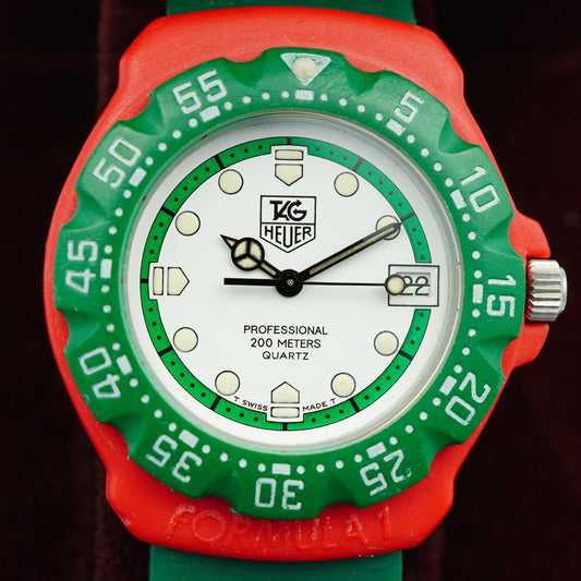 N MINT Vintage 1990s TAG Heuer Formula 1 384.513/1 Quartz White 35mm Mens Watch