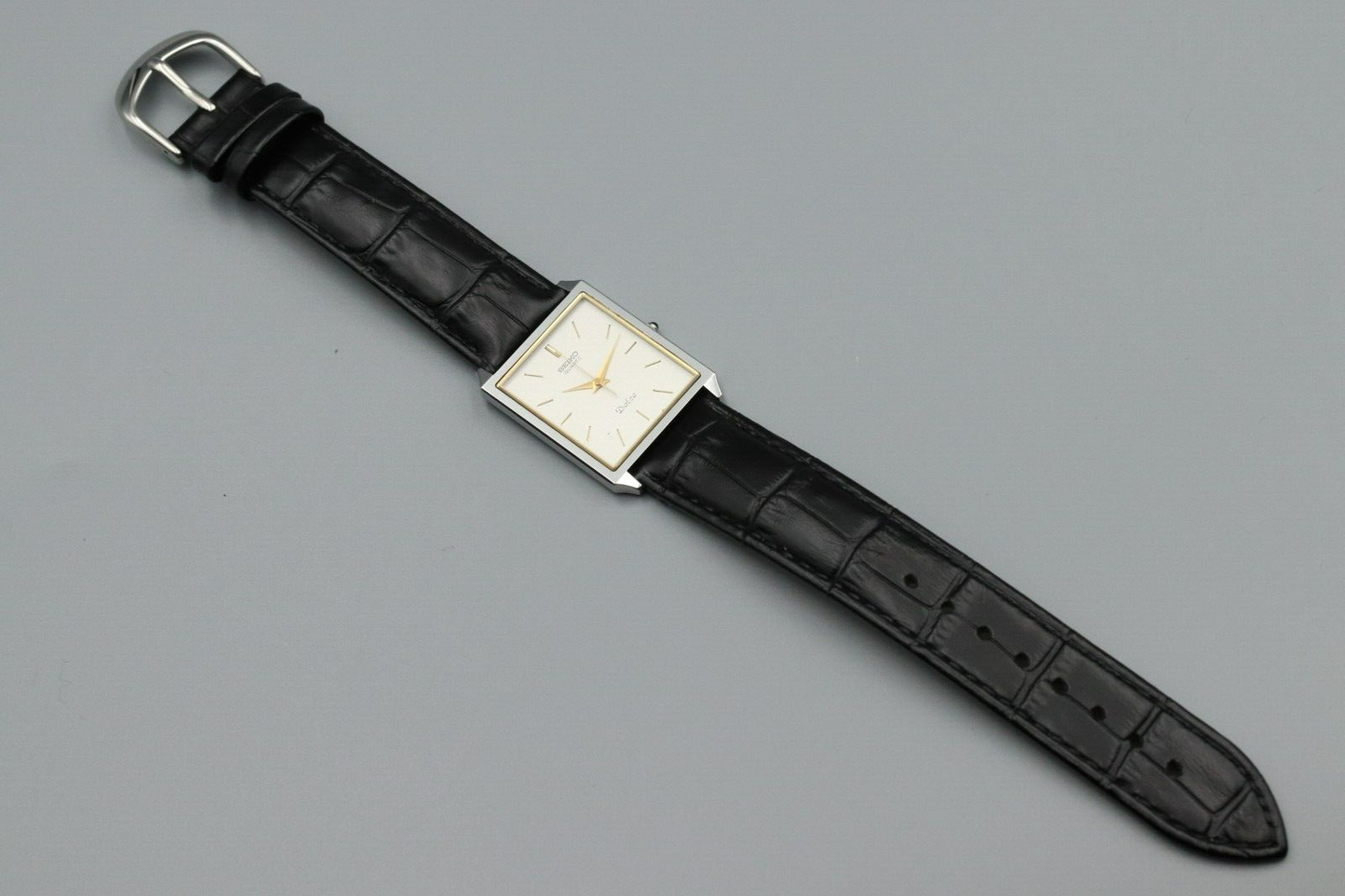 *NEAR MINT* Vintage SEIKO Dolce 9521-5050 Quartz White Dial Tank Mens Watch JP