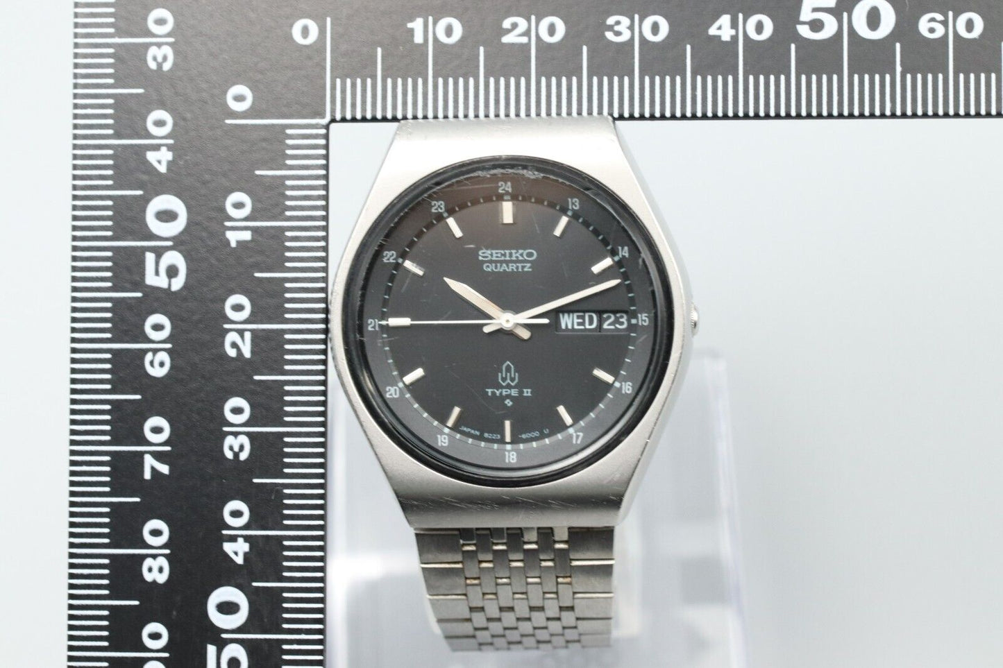 Exc+4 SEIKO 8223-6000 TYPE II Black Dial QUARTZ Day/Date Wristwatch From JAPAN