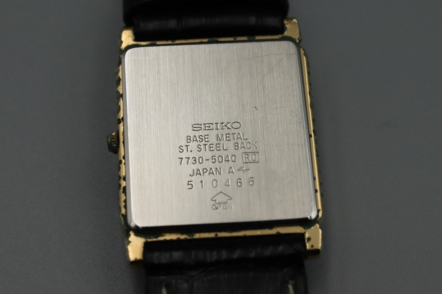*Exc+5* Vintage SEIKO Dolce 7730-5040 Quartz Black Dial Tank Mens Watch JAPAN
