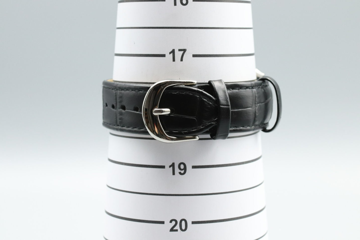 *NEAR MINT* Vintage SEIKO Dolce 9521-5050 Quartz White Dial Tank Mens Watch JP
