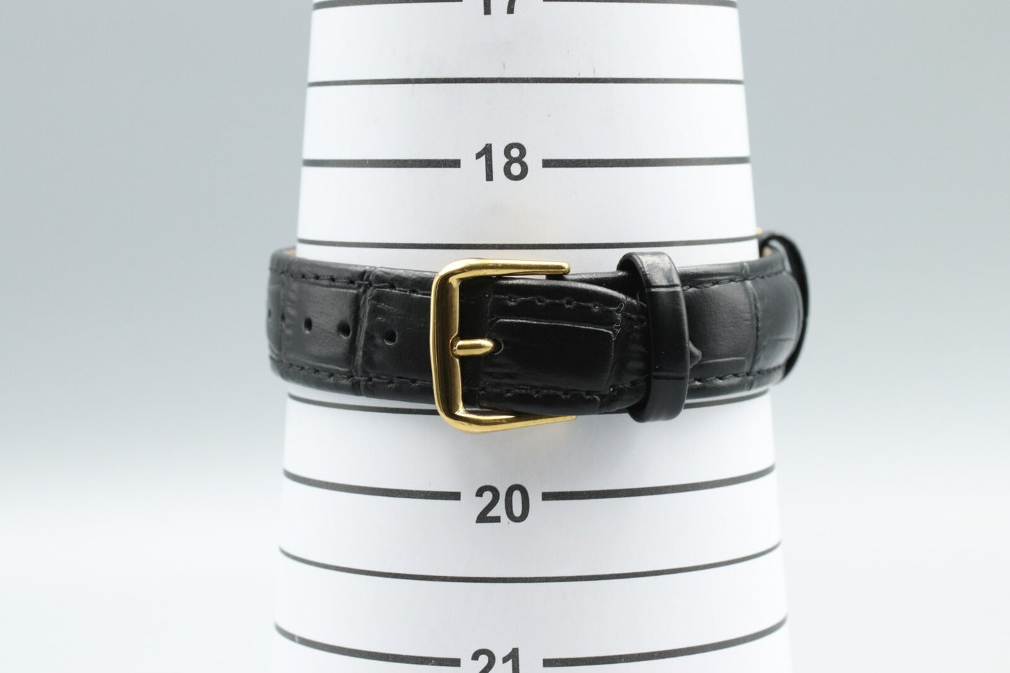**NEAR MINT** Vintage SEIKO Dolce 6020-5630 Quartz Gold Dial Octagon Mens Watch