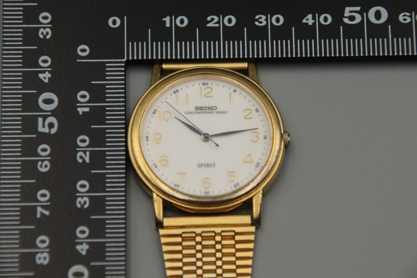 Exc+5 Vintage SEIKO Spirt 5S21-6000 Sweeping Second Hand Mens Quartz Watch JP