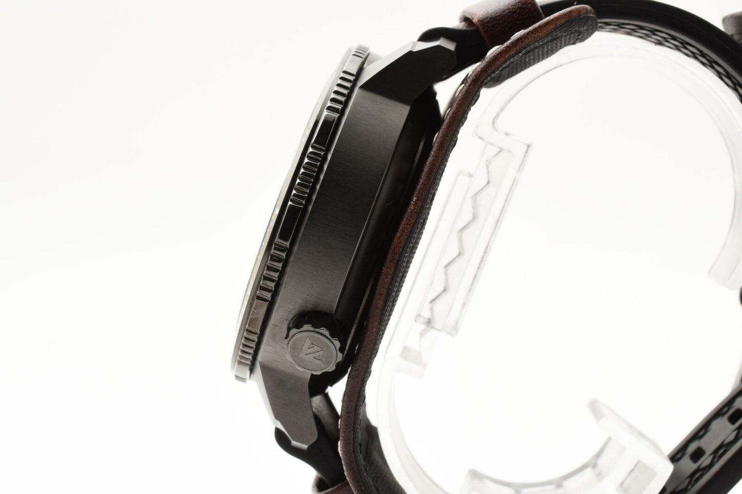 TOP MINT Citizen QZ J280-R013581 Solar Promaster Date Black Mens Wristwatch JP