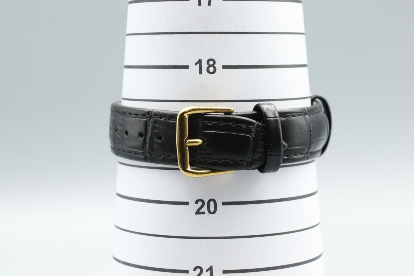 **NEAR MINT** Vintage SEIKO Dolce 6020-5630 Quartz Gold Dial Octagon Mens Watch