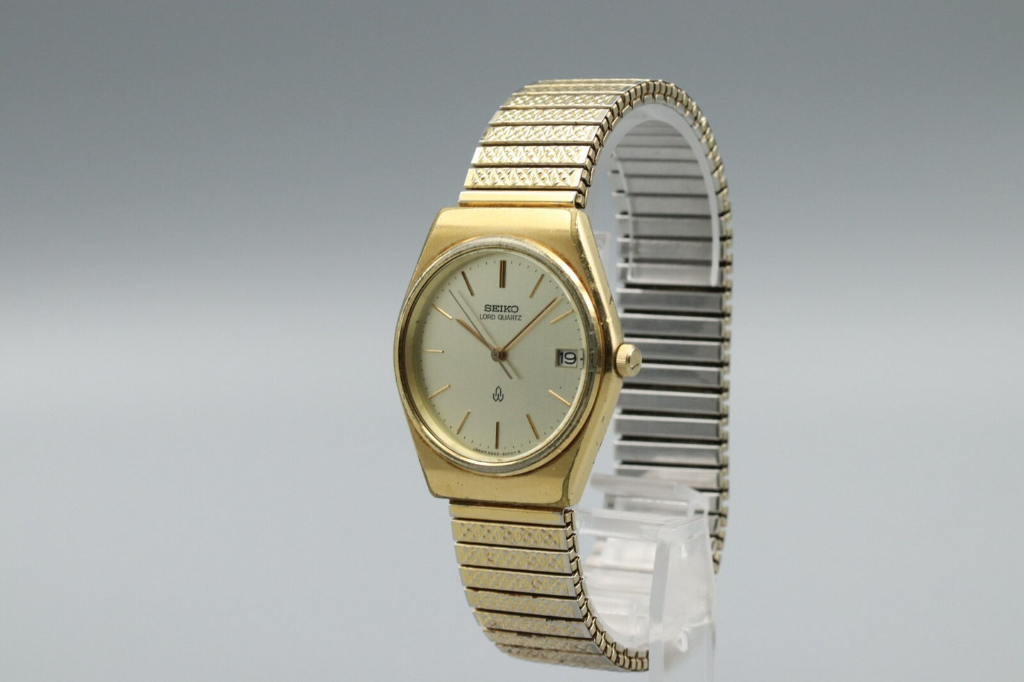 *Exc+4* Vintage SEIKO LOAD Quartz 8242-6000 Silver Dial Round Date Mens Watch
