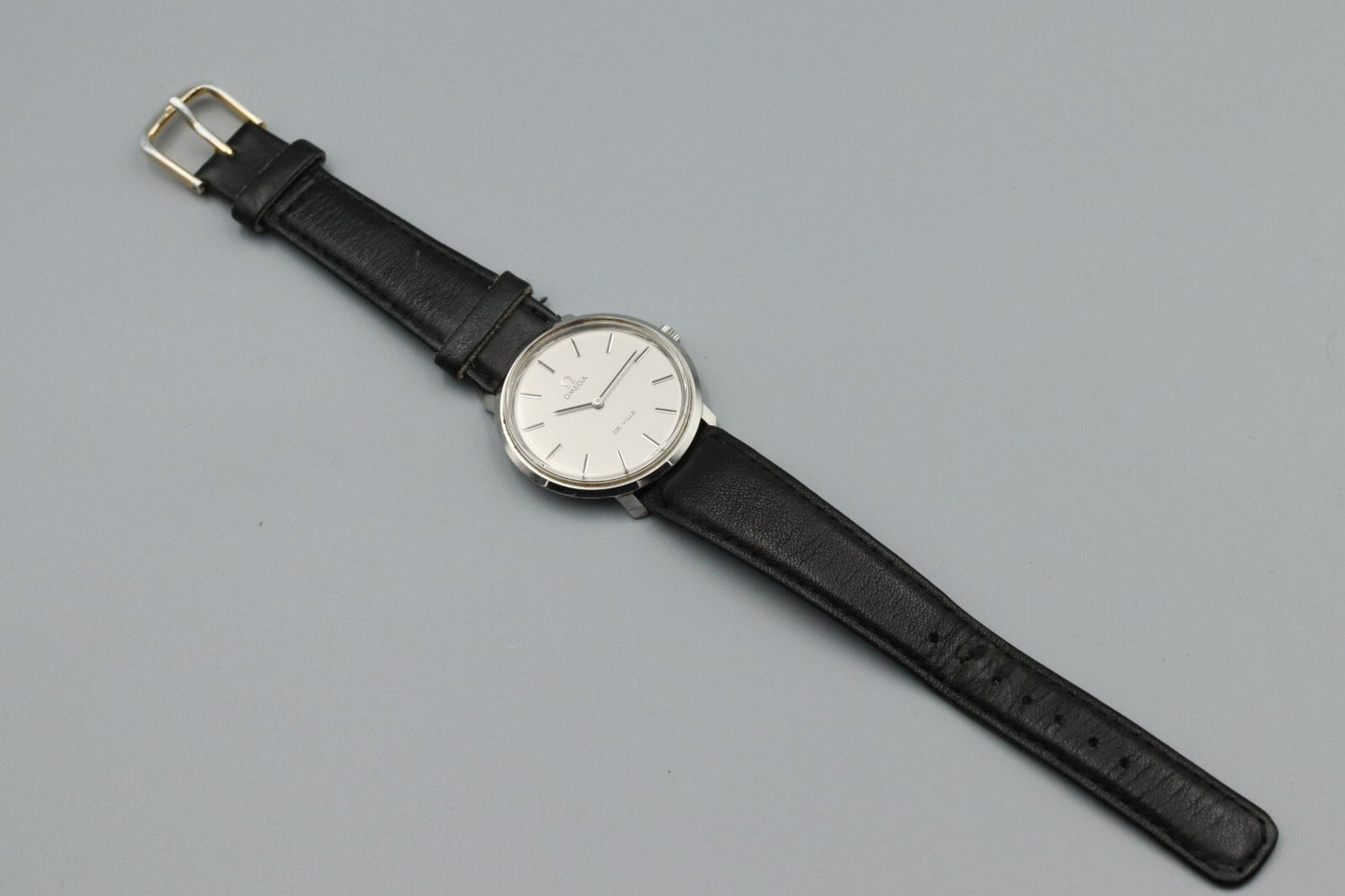 *N MINT* Vintage OMEGA De Ville TOOL 104 Manual Winding Silver Dial Mens Watch