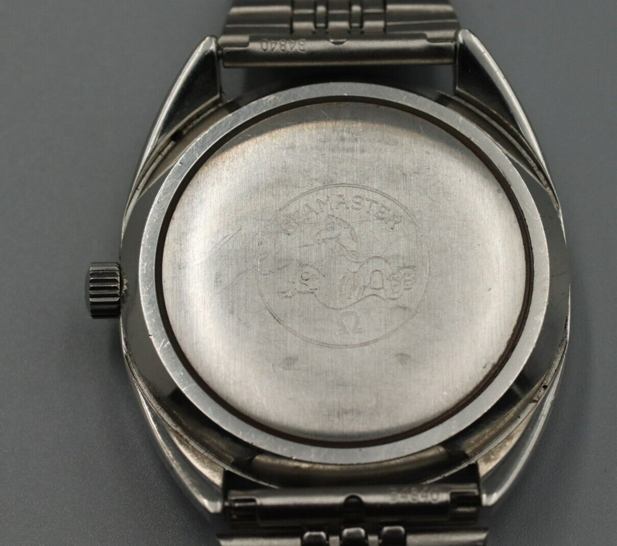 *NEAR MINT* Vintage OMEGA Seamaster COSMIC 2000 Automatic Silver Dial Mens Watch