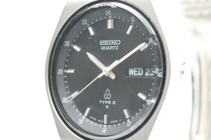Exc+4 SEIKO 8223-6000 TYPE II Black Dial QUARTZ Day/Date Wristwatch From JAPAN