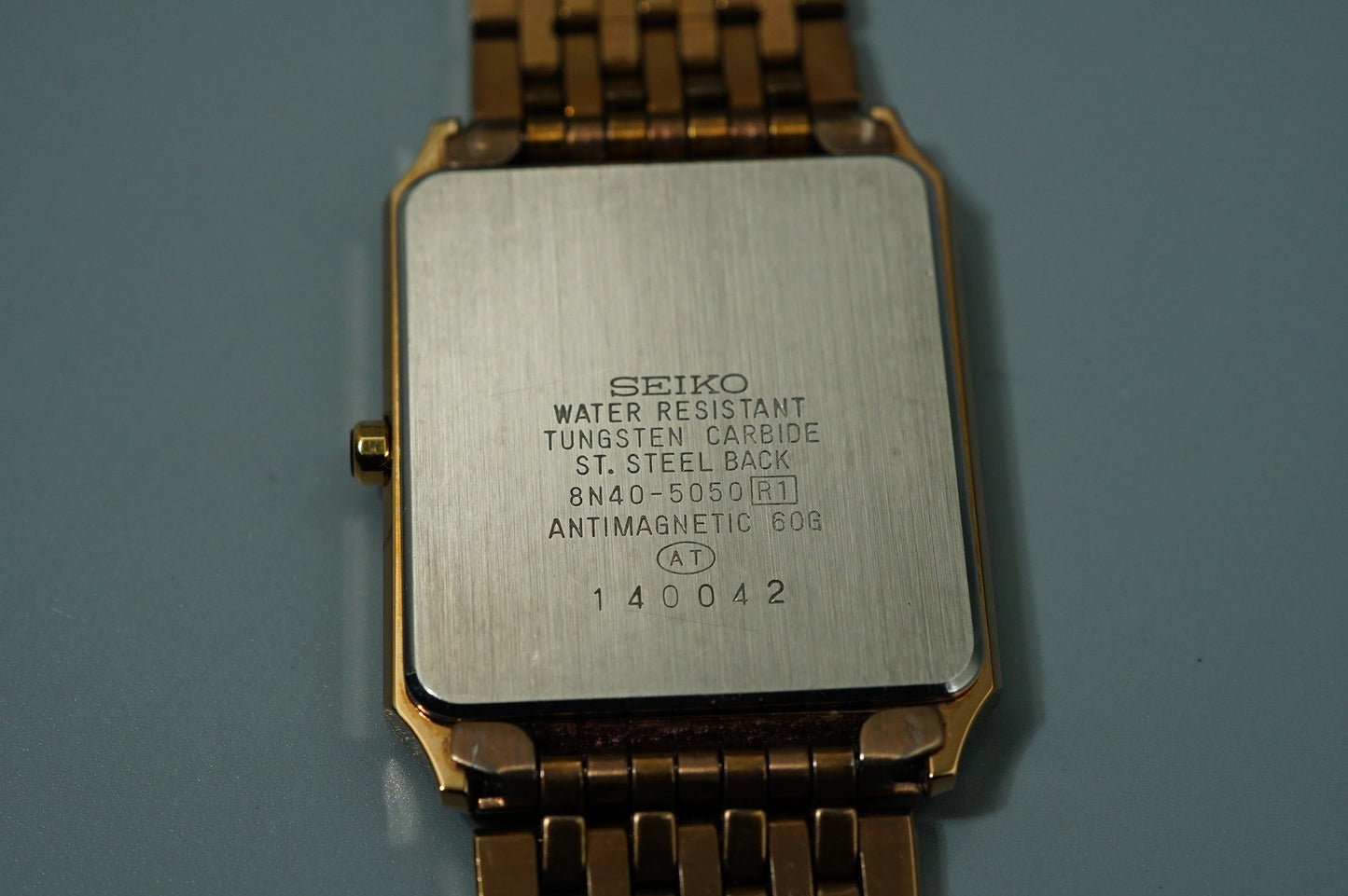 *TOP MINT* Vintage 1991 SEIKO Dolce  8N40-5050 Qz Gray Square 26mm Women Watch