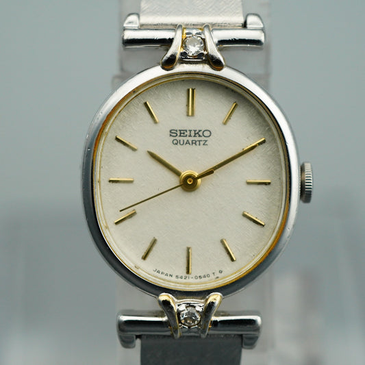 *NEAR MINT* Vintage SEIKO 5421-5250 Qz White Dial Oval 18mm Women Watch