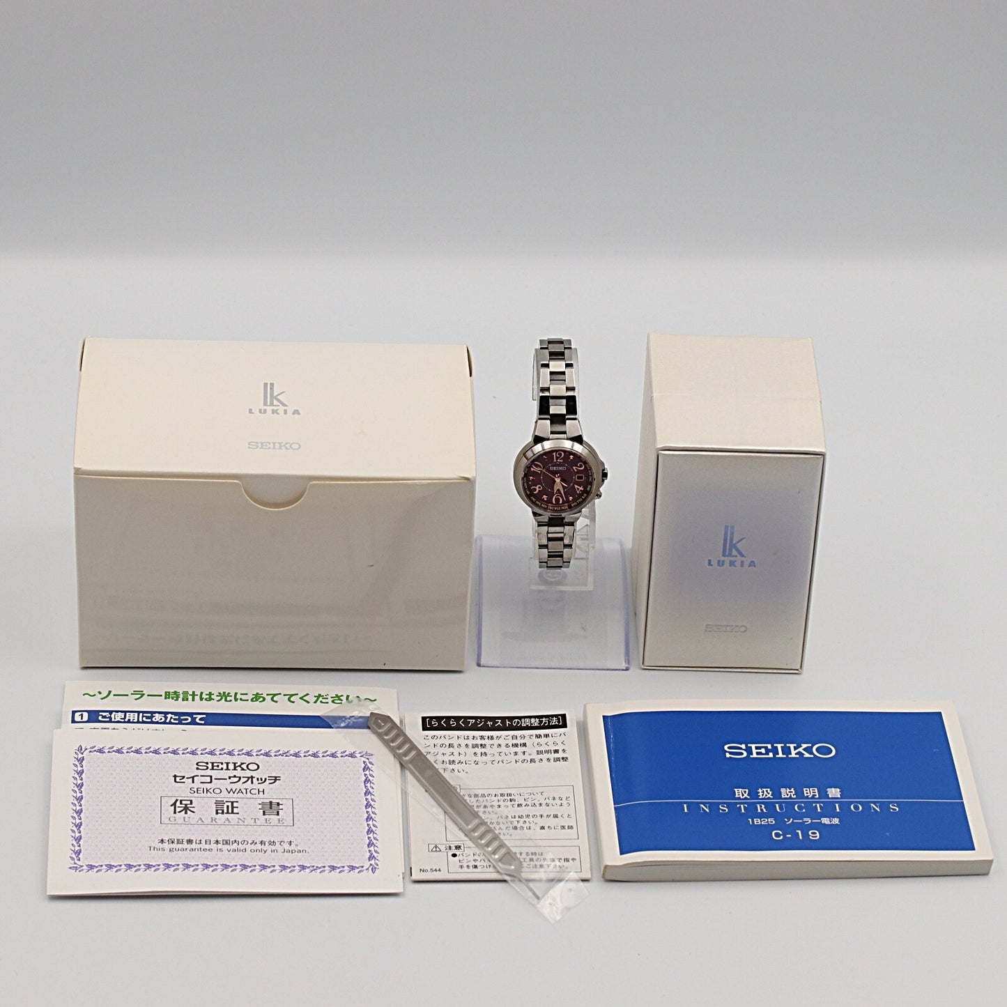 *NEAR MINT* SEIKO Lukia 1B25-0AC0 Solar RED Dial Round 29m Women Watch JAPAN