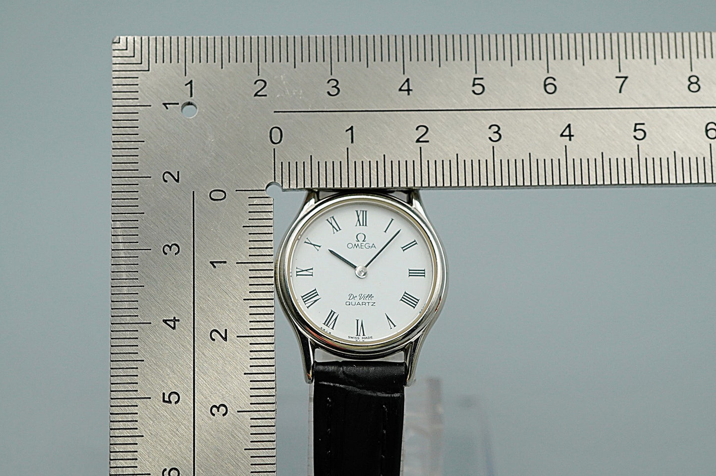 *N MINT* Vintage 1981 OMEGA De Ville Cal.1365 Ref.191.0097 Qz 24mm Women Watch