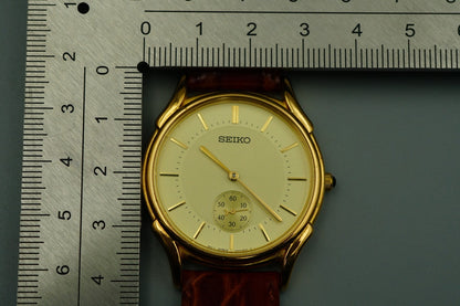 *Exc+5* Vintage 1996 SEIKO small seconds 7N07-9000 Qz Gold Round 35mm Mens Watch