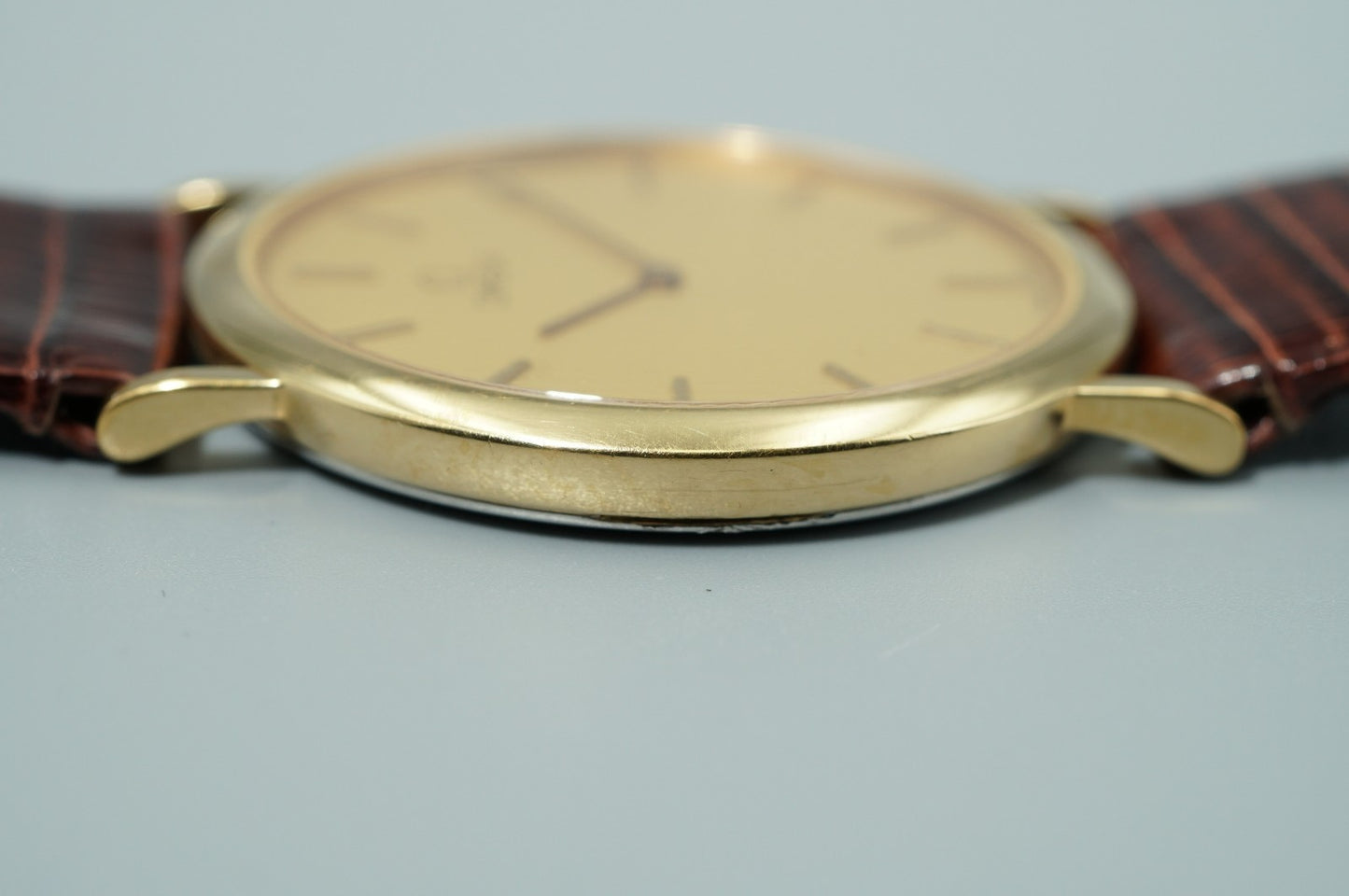 NEAR MINT Vintage 1986 OMEGA De Ville Cal.1378 Quartz Gold Dial 32mm Women Watch