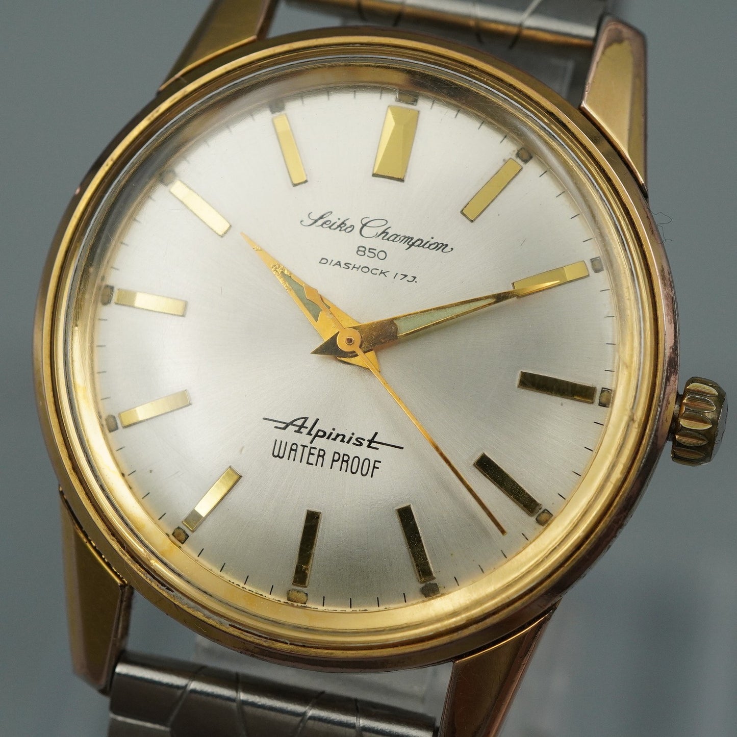 N MINT Vintage SEIKO Campion 850 Alpinist Hand Winding Silver 35mm Mens Watch