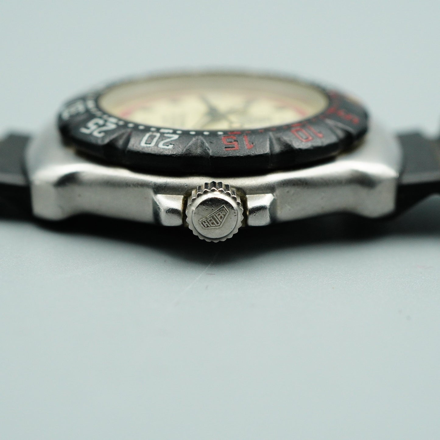 *Exc+5* Vintage TAG HEUER Professional 371.508 Qz Cream Round 28mm Women Watch