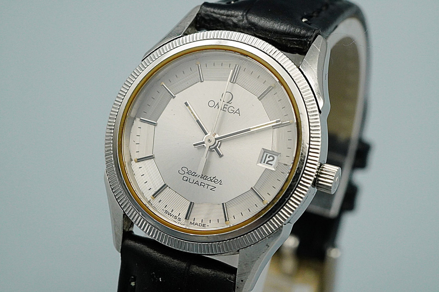 RARE *N MINT* Vintage OMEGA Seamaster pie pan Dial Cal.1380 Qz 25mm Women Watch