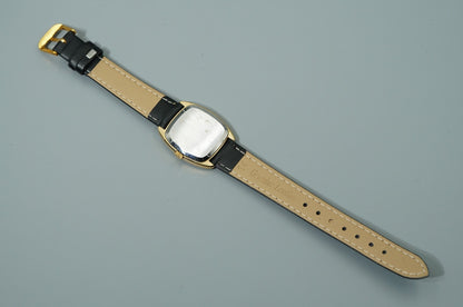 *N MINT* Vintage 1977 OMEGA De Ville Cal.625 Hand Wind Gold 25mm Women Watch