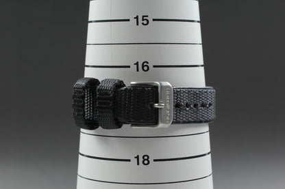 *TOP MINT* HAMILTON KHAKI H683110 Quartz Black Dial Date Round 33mm Mens Watch