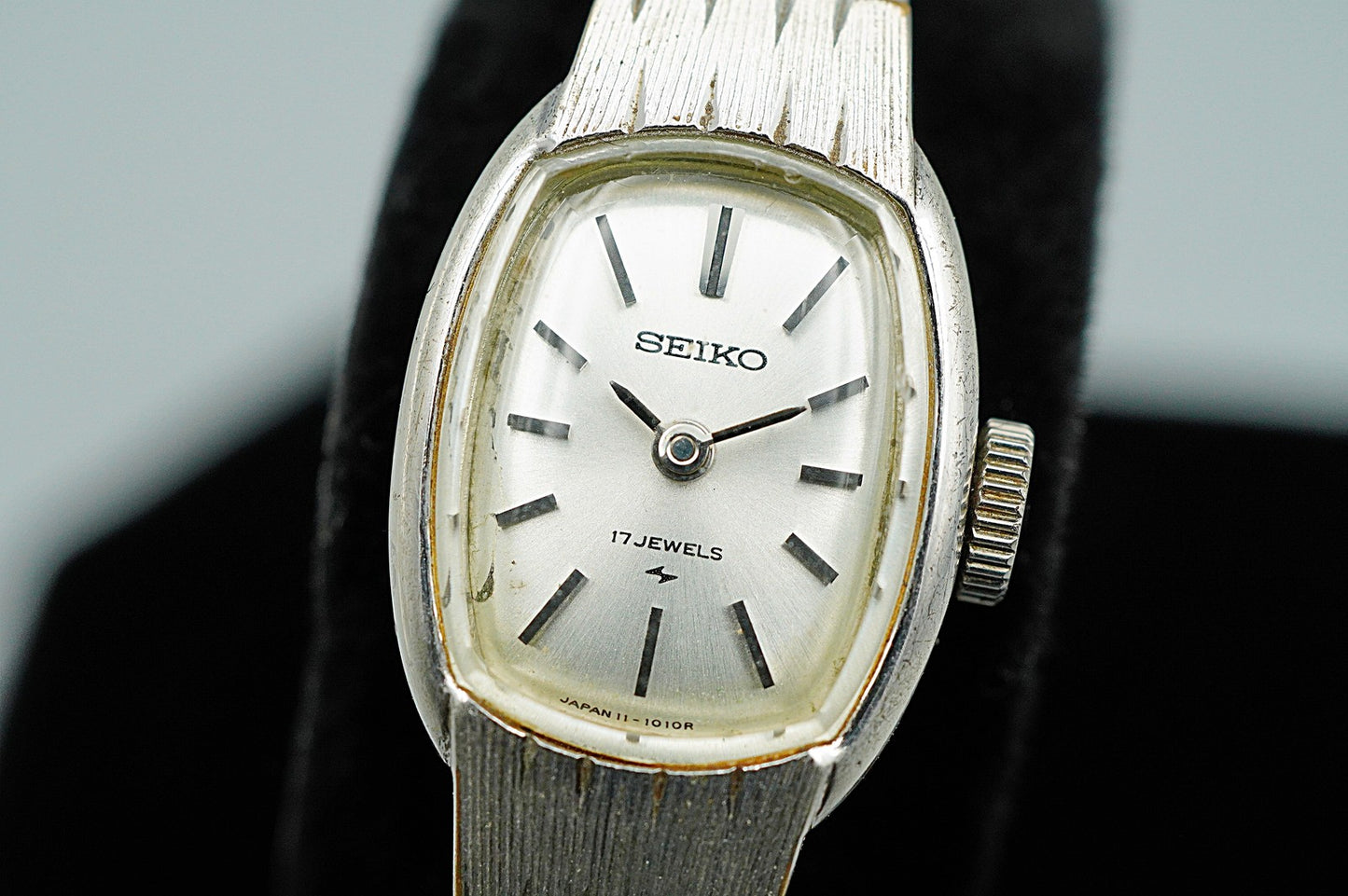*Exc+5* Vintage 1972 SEIKO 01-3360 Hand Winding Silver Oval 16mm Women Watch