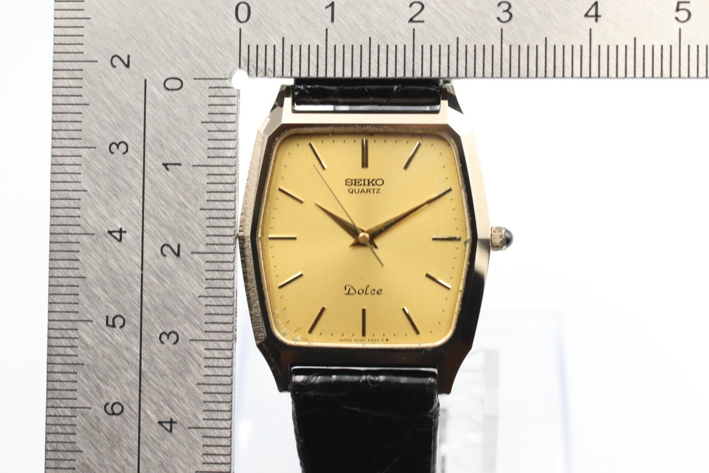 *Exc+5* Vintage SEIKO Dolce 6030-5480 Qz Gold Dial Hexagon 29mm Women Watch