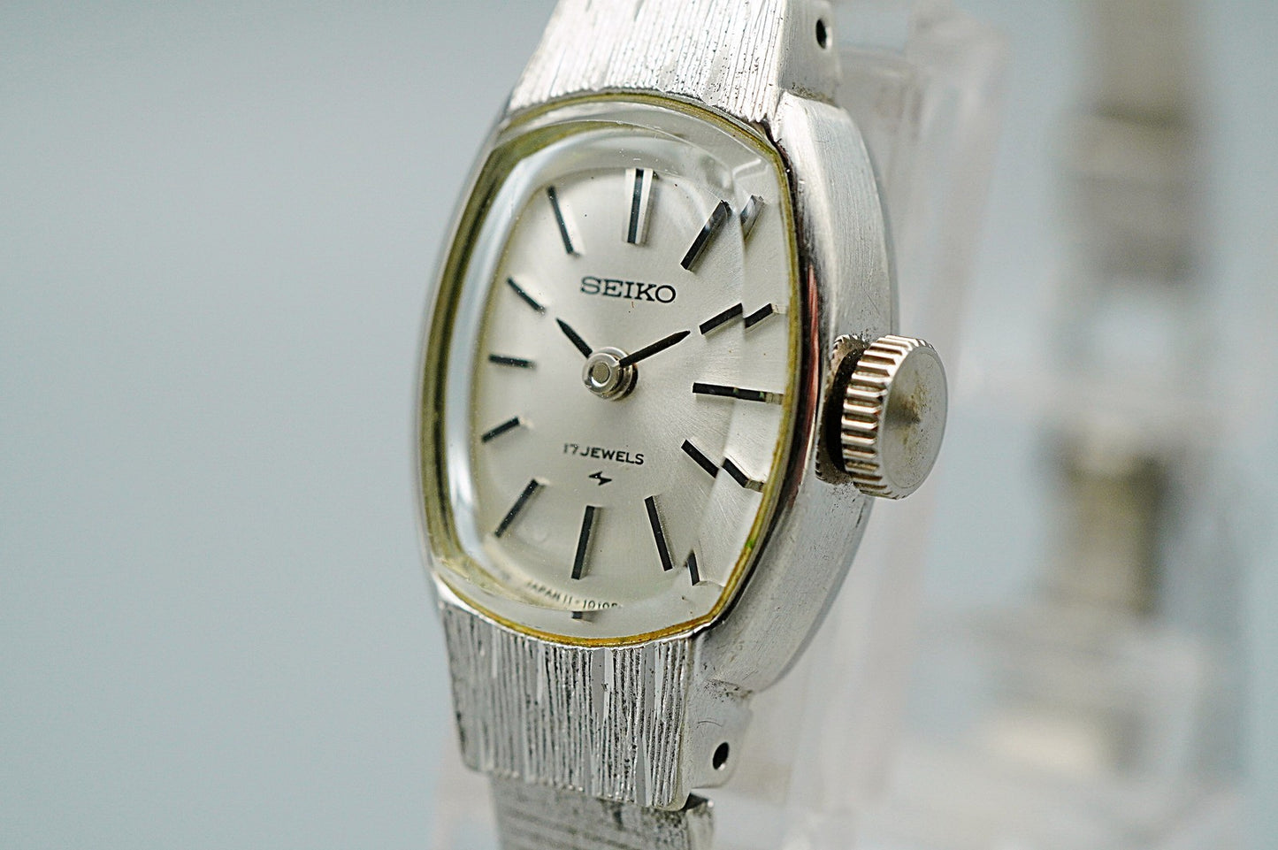 *N MINT* Vintage 1973 SEIKO 11-3360 Hand Winding Silver Dial 15 mm Women Watch
