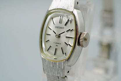 *N MINT* Vintage 1973 SEIKO 11-3360 Hand Winding Silver Dial 15 mm Women Watch