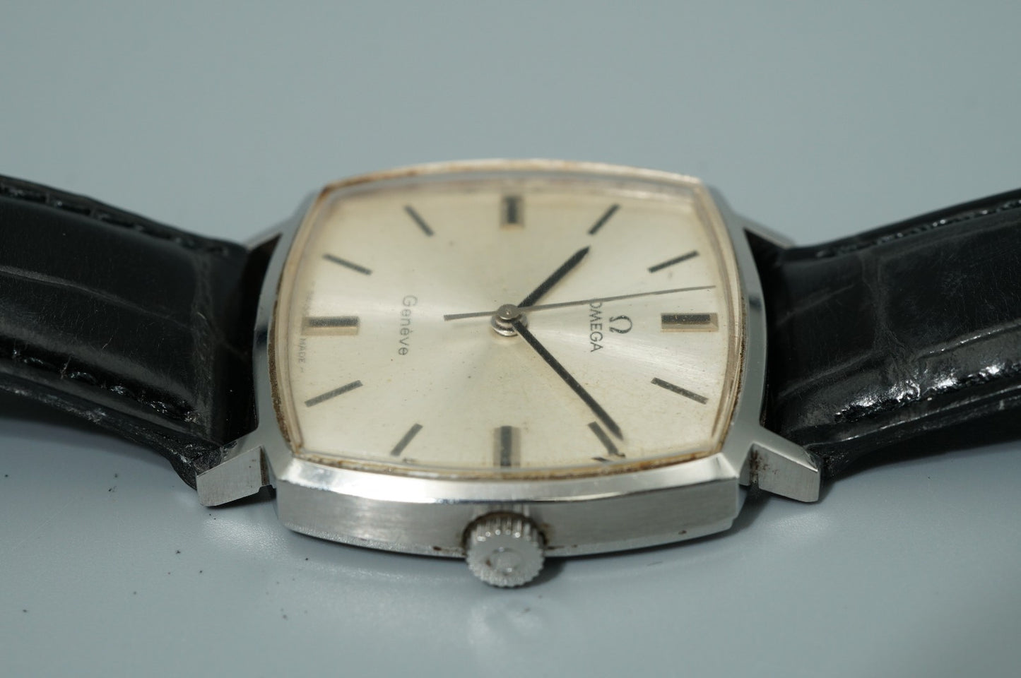 serviced Vintage 1970 OMEGA Geneve Cal.601 Hand Wind Silver 31mm Mens Watch