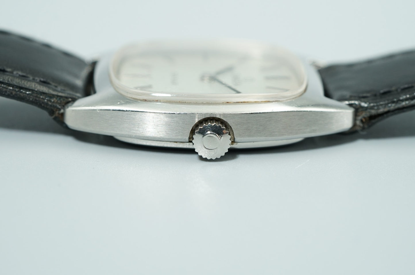 N MINT Vintage 1970 OMEGA De Ville Cal.625 Hand Winding Silver 25mm Women Watch