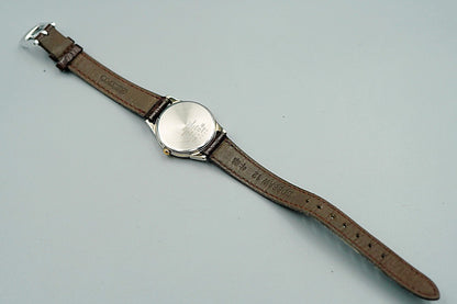 *MINT* Vintage 1996 SEIKO 7N01-6880 Quartz Gold Dial Round 25 mm Women Watch