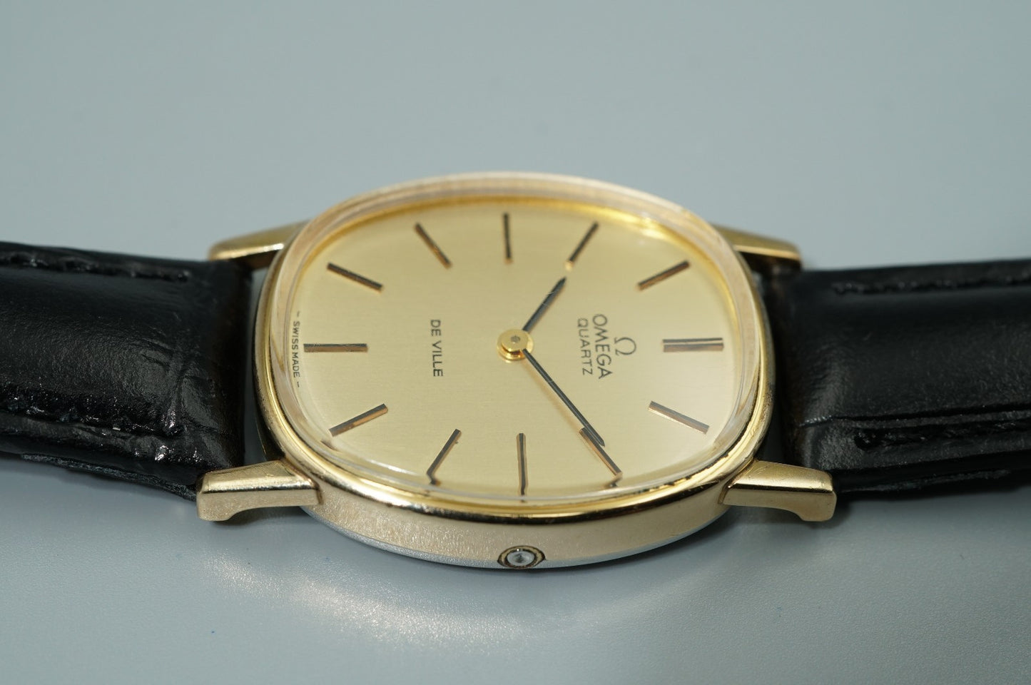 *NEAR MINT* Vintage 1978 OMEGA De Ville Cal.1350 Qz Gold Oval 25mm Women Watch