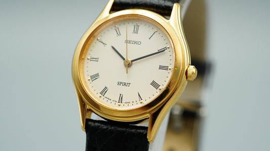 *NEAR MINT* Vintage 1998 SEIKO SPIRIT 1F21-0J70 Qz Cream Round 25mm Women Watch