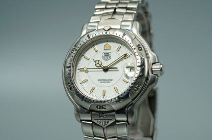 N MINT Vintage 1990s TAG HEUER Professional  WH1211 Qz White 34mm Mens Watch