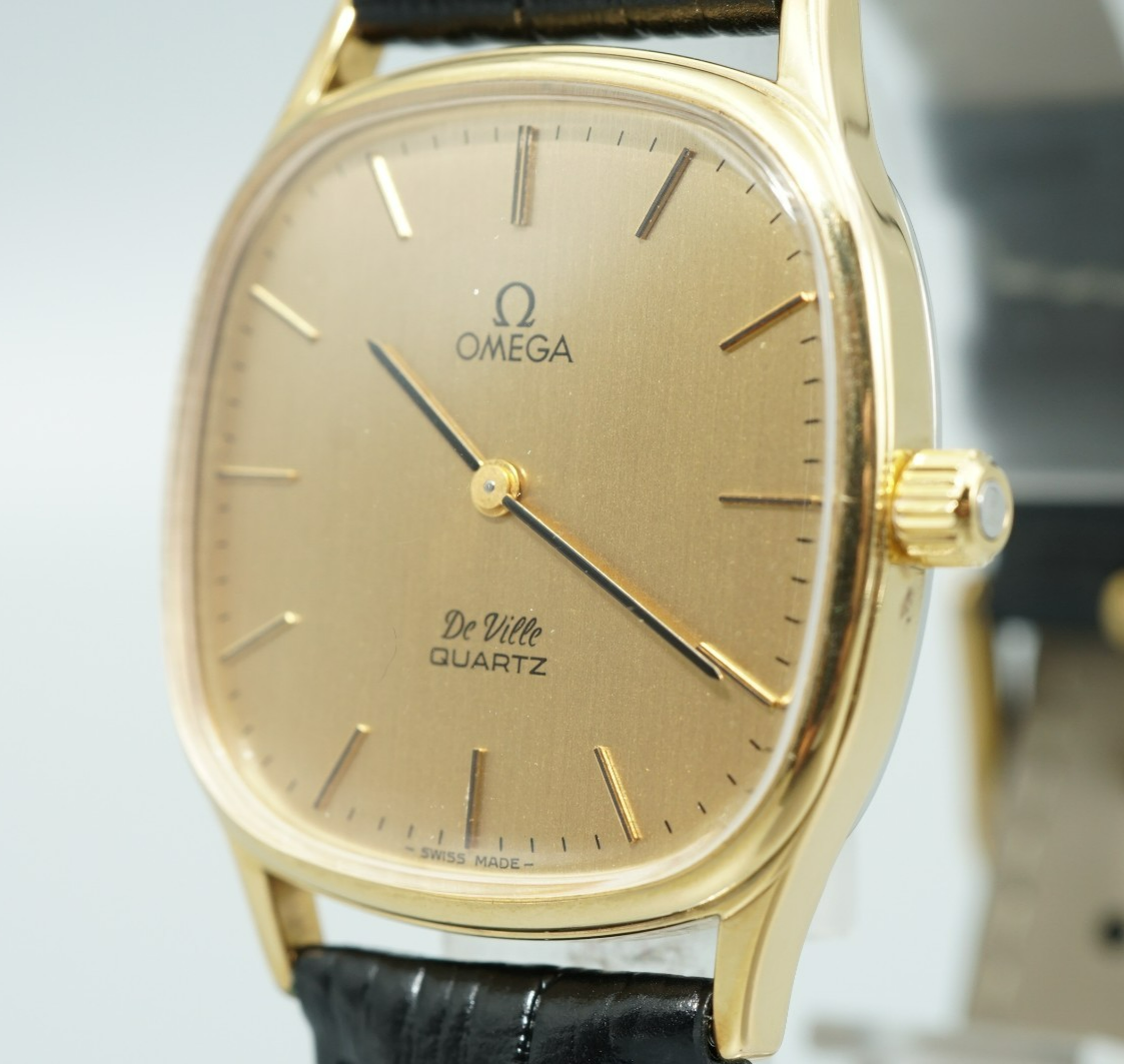 *MINT* Vintage 1977 OMEGA De Ville Cal.1330 Qz Gold Dial Square 31mm Mens Watch
