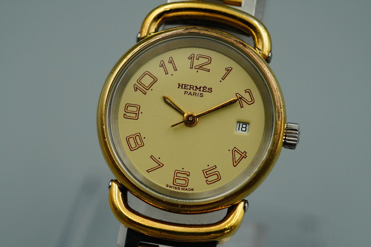 *NEAR MINT* Vintage 1990s HERMES Pullman Qz White Round 24mm Women Watch