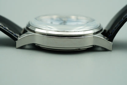 *NEAR MINT*  SEIKO MECHANICAL 6R15-01S0 AT Blue Dial Round 40mm Mens Watch