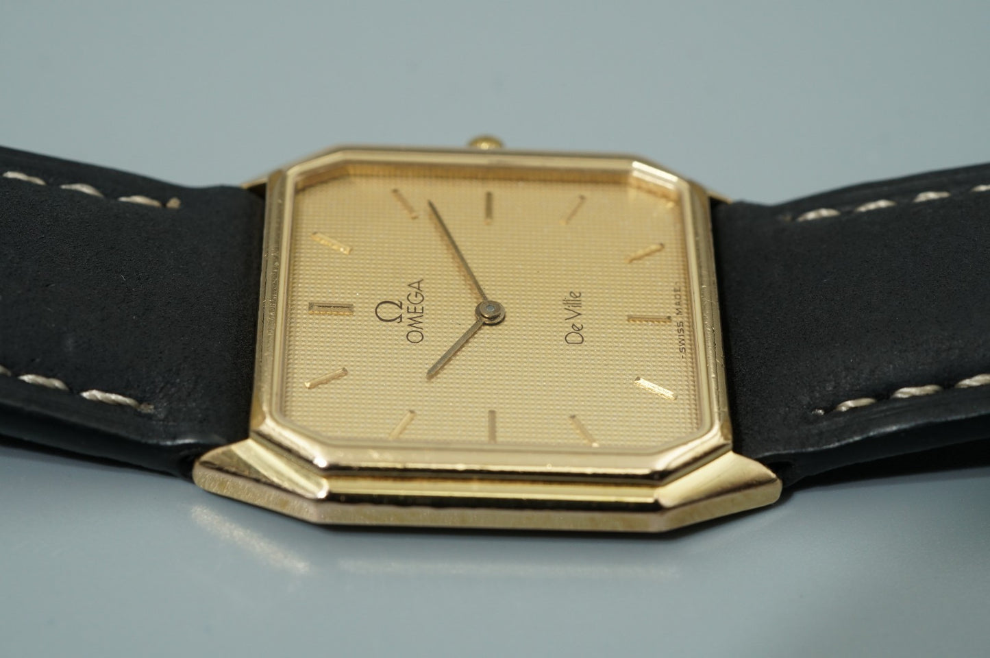 *NEAR MINT* Vintage 1986 OMEGA De Ville Cal.1377 Qz Gold Square 28mm Mens Watch