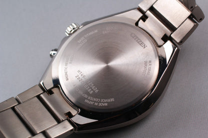 MINT in Box Citizen H149-S125626 Eco Drive Solar Black Dial Mens Watch JAPAN