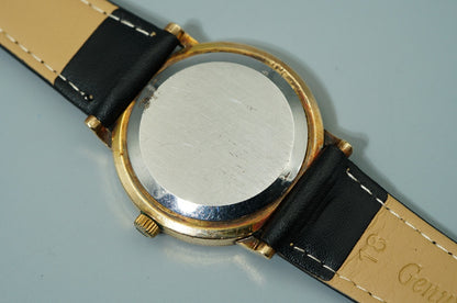 Vintage 1979 OMEGA Constellation Cal1230 Ref191.032 Qz Gold 33mm Mens Watch