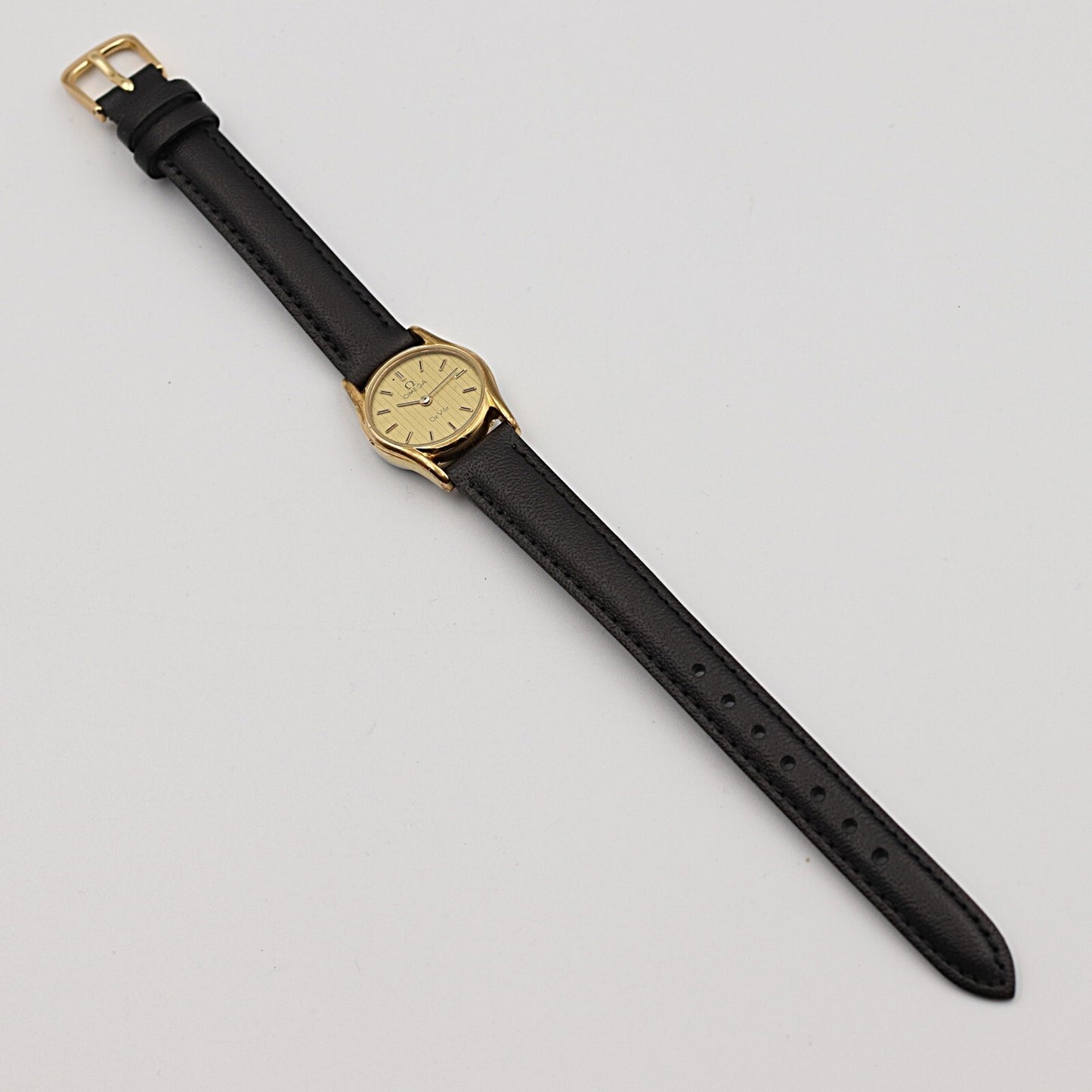 *NEAR MINT* Vintage 1983 OMEGA De Ville Cal.1387 Qz Gold Round 20mm Women Watch
