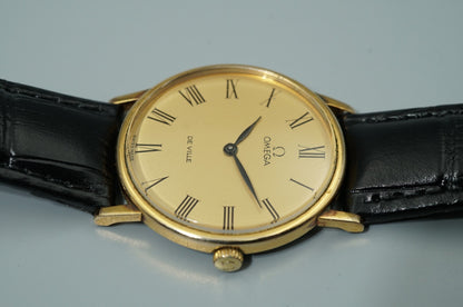 N MINT Vintage 1981 OMEGA De Ville Cal.625 Hand Wind Gold Round 32mm Mens Watch