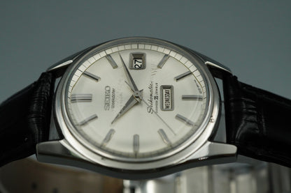 N MINT+++ Vintage 1960s SEIKO SEIKO MATIC Automatic Silver Round 37mm Mens Watch
