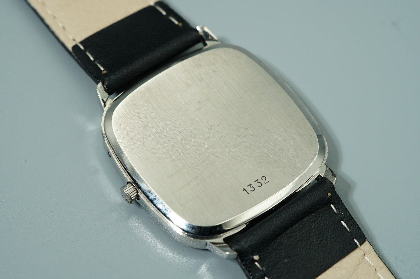 *NEAR MINT* Vintage 1974 OMEGA De Ville Cal.1332 Qz White Square 33mm Mens Watch