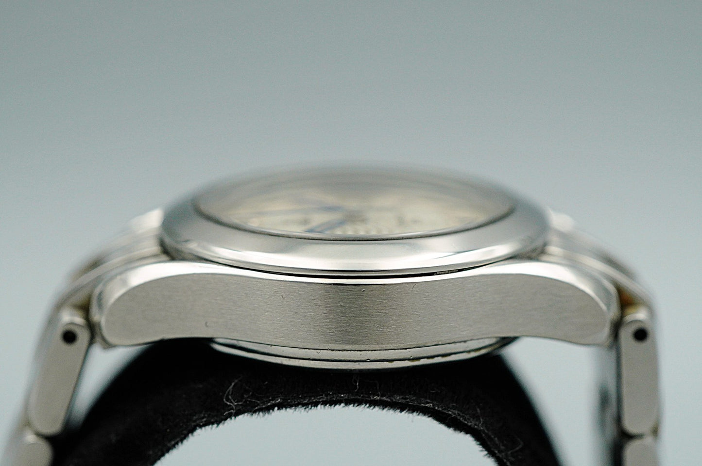 *Working for As-is* Vintage 1990s OMEGA Seamaster Cal.1424 Qz 27mm Women Watch
