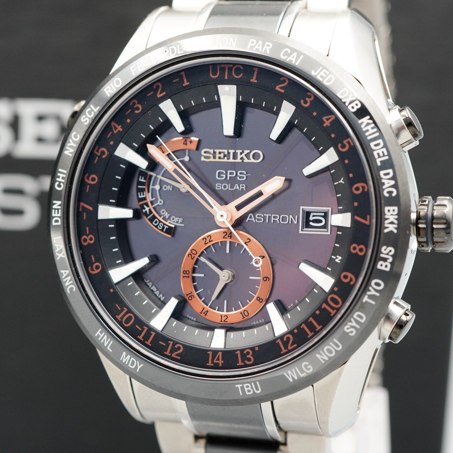 *NEAR MINT* Box & Paper SEIKO ASTRON 7X52-0AF0 Solar Black Round 47mm Mens Watch